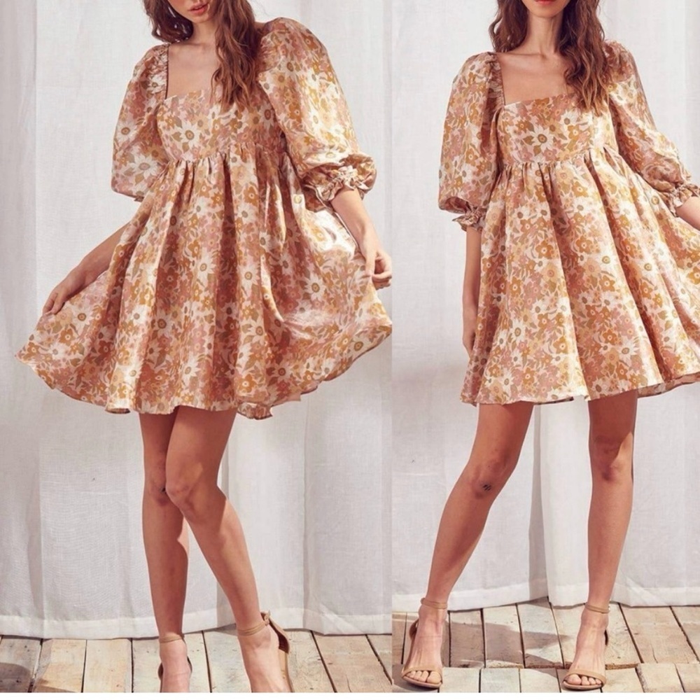 Storia Retro Baby Doll Dress. Women’s Size Small. Puffed Sleeves Lined Shimmer